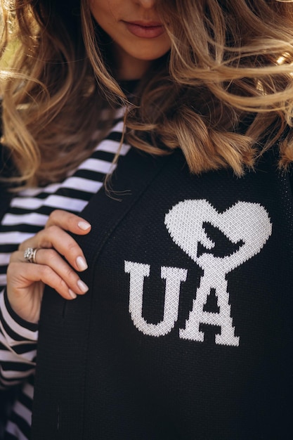 przykładowy haft na bluzy